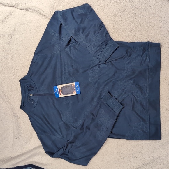 L: Kirkland Signature Men's performance 1/4 zip top. (Dark blue) - Picture 3 of 7